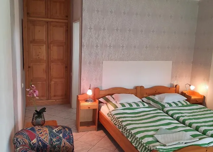 Konig Haus Hotell *